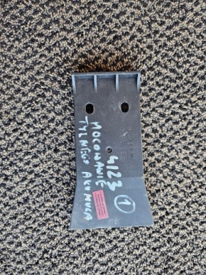 Кронштейн аккумулятор 2306190048 mercedes sl r230 фото №1