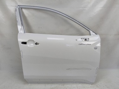 Toyota corolla cross дверь правое передние перед 2022- фото №1