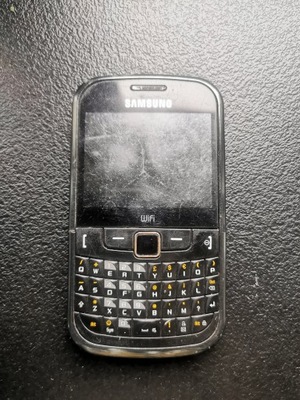 Telefon Samsung GT-S3350 uszkodzony