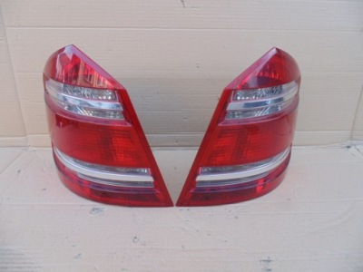 Mercedes-benz r klasa оригінальний номер лампа задня права фото №1