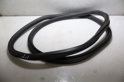 Прокладка двері права задня mercedes cla ii c118 фото №1