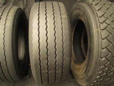 PADANGA CIEZAROWA 385/55R22.5 DUNLOP BIEZNIKOWANA NACZEPOWA SUNKVEŽIMIAI 