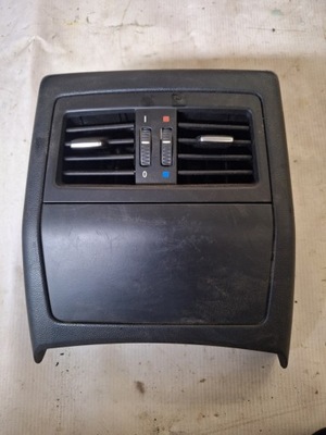 Bmw e90 решітка обдув задня фото №1