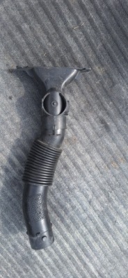 Пабтрубок  шланг труба воздухозаборник воздуха 9806604180 peugeot 308 t9 3008 ii фото №1