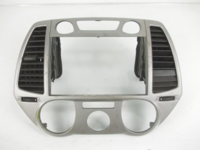 Рамка радио консоли hyundai i20 08-14 1,2 16v фото №1