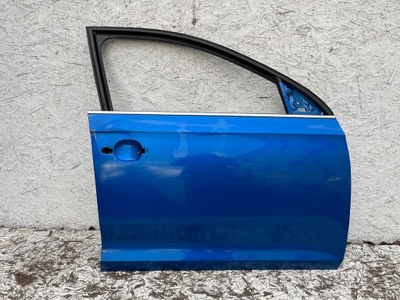 Двері передні праве skoda rapid фото №1