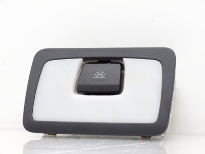 Лампа освітлення салону кабіни стельовий audi q7 4l s-line 4l0947124a фото №1