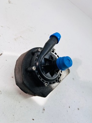 Tesla model s рестайлінг  насос води додаткова 1067473-00-h фото №1