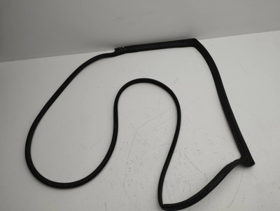 Suzuki vitara ly 2019 права сторона ущільнювачі фото №1