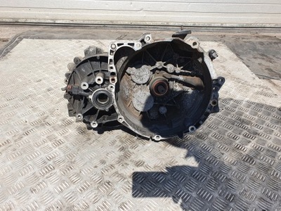 VOLVO V40 S40 1.9DCI КОРОБКА ПЕРЕДАЧ 1023765