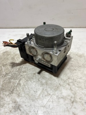 Насос abs dacia sandero 8200750095 фото №1