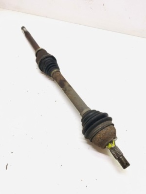 Привідний вал права peugeot 208 gti 1,6 thp фото №1