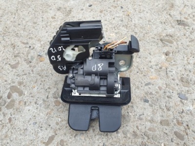 Замок кришки audi a3 8p 2008- 8k9827505a фото №1