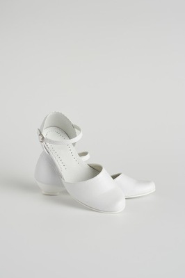 Białe buty komunijne r 33