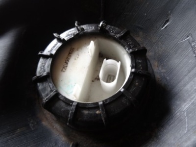 Audi a6 c5 2.8b датчик рівня пального 4b0201317 фото №1