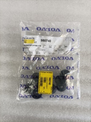 Volvo s60 v60 болты клипсы передние подкрылок 980740 фото №1