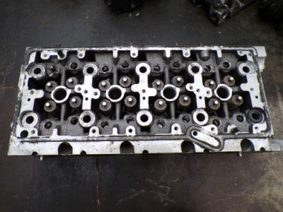 Головка vw golf vii skoda octavia audi a3 1.6 tdi 04l103373e фото №1