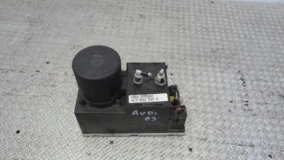 Помпа замка центрального audi a3 фото №1