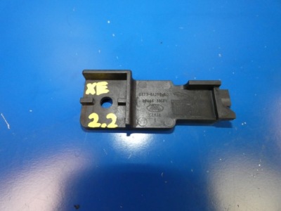 Jaguar xe x760 кронштейн кронштейн радиатора фото №1