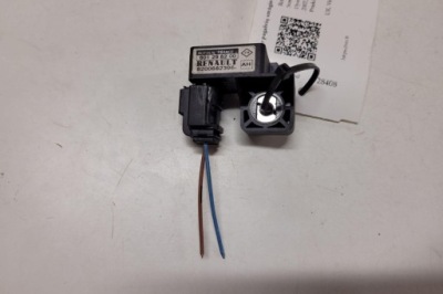 Правый боковой датчик удара renault grand scénic ii jm0/1_ 8200682396 фото №1