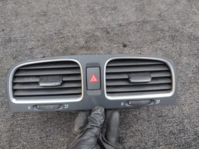 Решётка обдув средняя volkswagen golf vi 5k0815736d фото №1