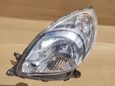 Фара лампа передняя левая toyota yaris verso europa фото №1