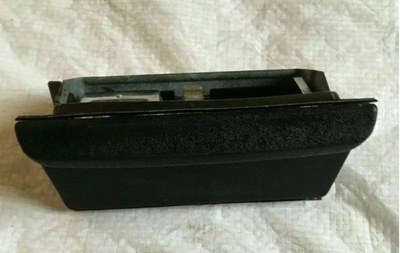 Попільничка mercedes w123 1238102130 фото №1
