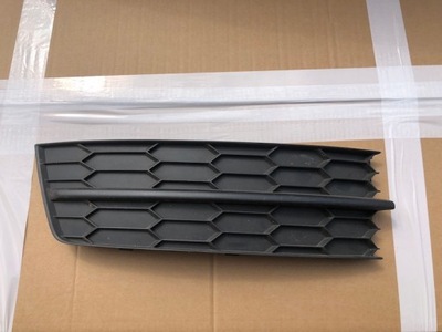 Skoda rapid 5ja права заглушка w бампер передній фото №1