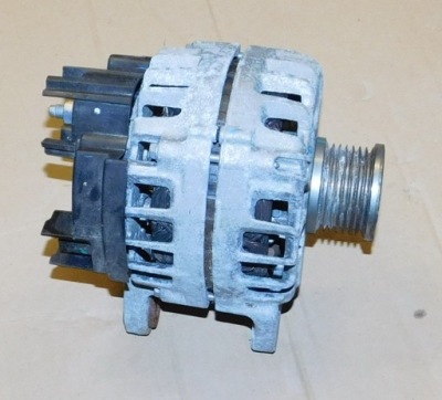 Megane iv 1.2 tce 2016r генератор 231008040r фото №1