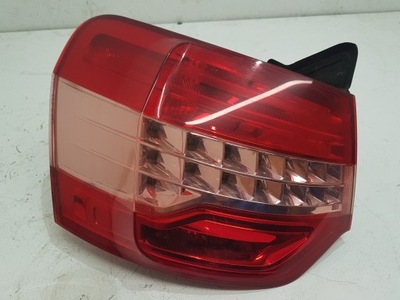 CITROEN C5 3 FARO IZQUIERDO PARTE TRASERA PARTE TRASERA EN ALETA BERLINA  