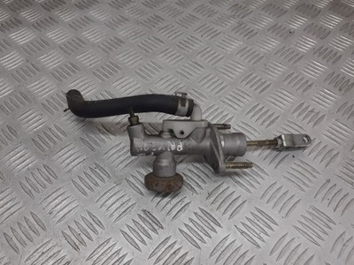 Помпа зчеплення nissan primera p12 2.2 di фото №1