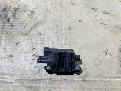 Клапан вакуумa renault laguna i 1.8 2.0 7700861642 фото №1