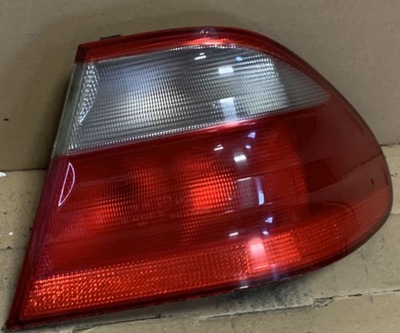 FARO DERECHA PARTE TRASERA MERCEDES W208 2088200264  