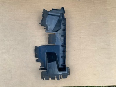 Повітропровід повітря права peugeot 3008 i lift 14- фото №1