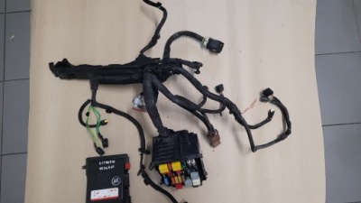 Peugeot 308 ii t9 корпус захист корпус запобіжників 9804681780 9678633380 фото №1