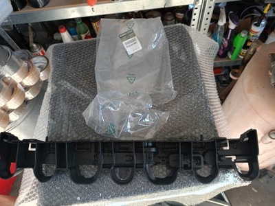 Renault clio iv направляющая средний 850424459r фото №1