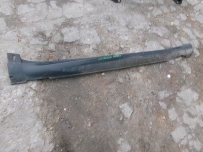 Citroen c4 cactus молдинг накладка поріг поріг правий фото №1