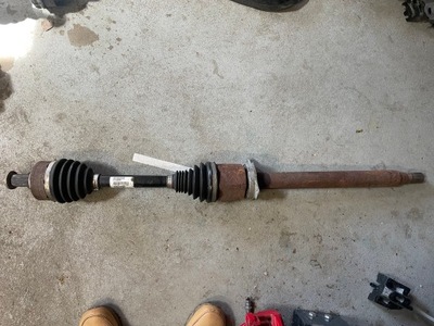 Volvo xc90 ii xc60 ii t8 права привідний вал p31437622 фото №1