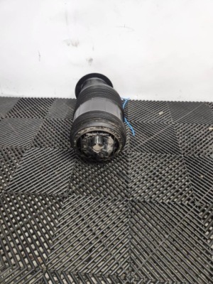 Подушка пневмоподушка права задня audi q7 q8 4m 4m0616002ak фото №1