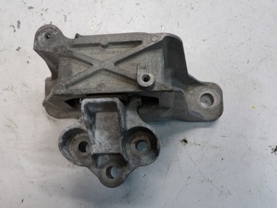 Кронштейн кронштейн двигуна ford focus 1.0 ecoboost фото №1