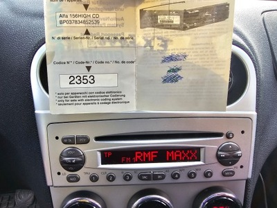 RADIO CD ORIGINAL CON CÓDIGO ALFA ROMEO 156  