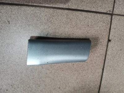 Молдинг нижня крила лівий перед audi a8 d2 фото №1