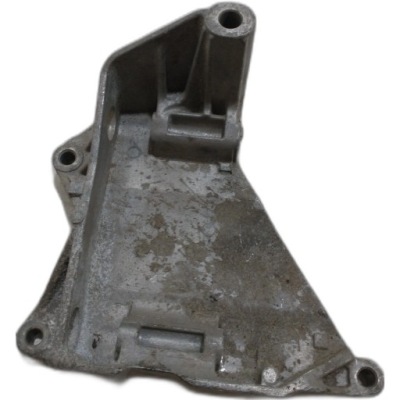 Кронштейн генератора vw t5 2.5tdi фото №1