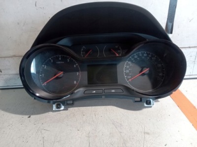 Opel crossland x приборы счетчик uk бензин фото №1