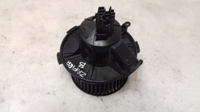 Повітродувка вентилятор салонний opel zafira b 05- фото №1