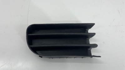 Решётка бампера правый  перед renault megane 2 02- фото №1