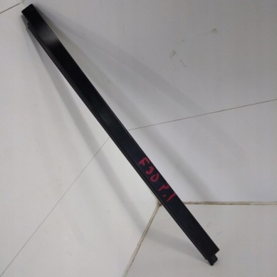 Bmw f30 защита стойка молдинг дверь правая 7258302 фото №1