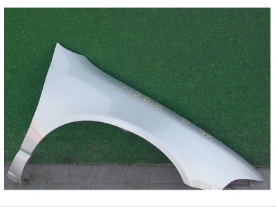 Chrysler cirrus 1997r - крила правий фото №1