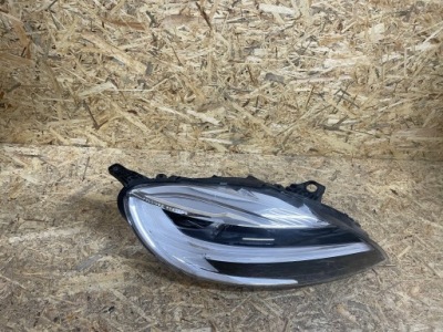 Volvo v40 xc40 рестайлінг  фара правий mid led правий eur фото №1