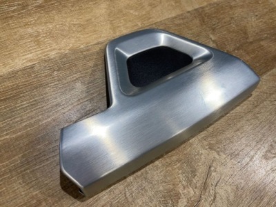 Молдинг тунель права range rover vogue l405 фото №1